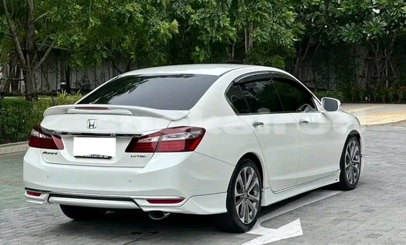 ซื้อ รถมือสอง Honda Accord ขาว รถยนต์ ใน %{เมือง} ใน ชัยนาท ซื้อ รถมือสอง Honda Accord ขาว รถยนต์ ใน %{เมือง} ใน ชัยนาท