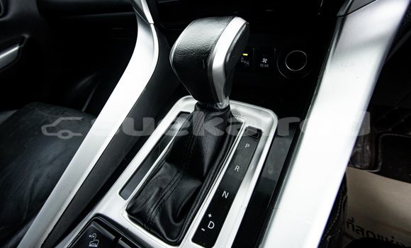 Buy Used Mitsubishi Pajero White Car in Bangkok in Bangkok Buy Used Mitsubishi Pajero White Car in Bangkok in Bangkok