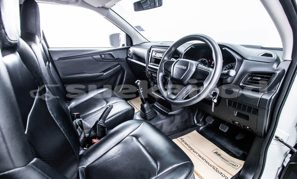 ซื้อ รถมือสอง Isuzu D-Max ขาว รถยนต์ ใน %{เมือง} ใน กรุงเทพมหานคร ซื้อ รถมือสอง Isuzu D-Max ขาว รถยนต์ ใน %{เมือง} ใน กรุงเทพมหานคร