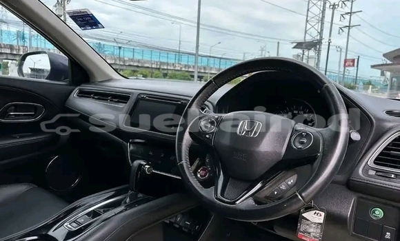 ซื้อ รถมือสอง Honda HR-V สีดำ รถยนต์ ใน %{เมือง} ใน ชัยนาท ซื้อ รถมือสอง Honda HR-V สีดำ รถยนต์ ใน %{เมือง} ใน ชัยนาท