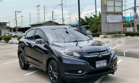 ซื้อ รถมือสอง Honda HR-V สีดำ รถยนต์ ใน %{เมือง} ใน ชัยนาท ซื้อ รถมือสอง Honda HR-V สีดำ รถยนต์ ใน %{เมือง} ใน ชัยนาท