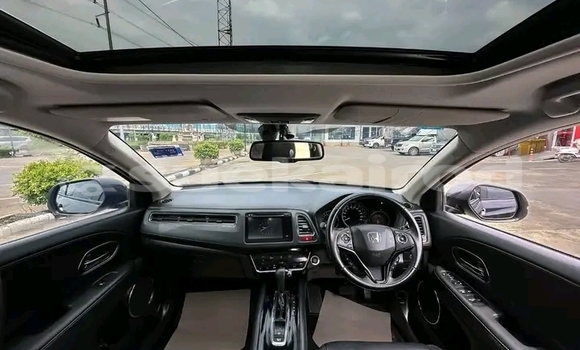 ซื้อ รถมือสอง Honda HR-V สีดำ รถยนต์ ใน %{เมือง} ใน ชัยนาท ซื้อ รถมือสอง Honda HR-V สีดำ รถยนต์ ใน %{เมือง} ใน ชัยนาท