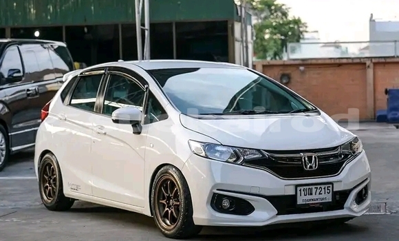 ซื้อ รถมือสอง Honda Jazz ขาว รถยนต์ ใน %{เมือง} ใน ชัยนาท ซื้อ รถมือสอง Honda Jazz ขาว รถยนต์ ใน %{เมือง} ใน ชัยนาท