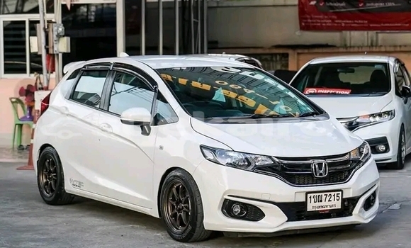 ซื้อ รถมือสอง Honda Jazz ขาว รถยนต์ ใน %{เมือง} ใน ชัยนาท ซื้อ รถมือสอง Honda Jazz ขาว รถยนต์ ใน %{เมือง} ใน ชัยนาท
