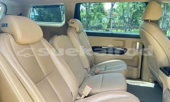 ซื้อ รถมือสอง Kia Carnival สีดำ รถยนต์ ใน %{เมือง} ใน ชัยนาท ซื้อ รถมือสอง Kia Carnival สีดำ รถยนต์ ใน %{เมือง} ใน ชัยนาท