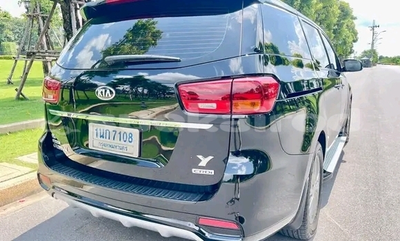 ซื้อ รถมือสอง Kia Carnival สีดำ รถยนต์ ใน %{เมือง} ใน ชัยนาท ซื้อ รถมือสอง Kia Carnival สีดำ รถยนต์ ใน %{เมือง} ใน ชัยนาท