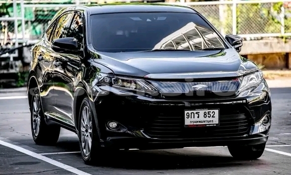 Buy Used Toyota Harrier Black Car in Chachoengsao in Chachoengsao