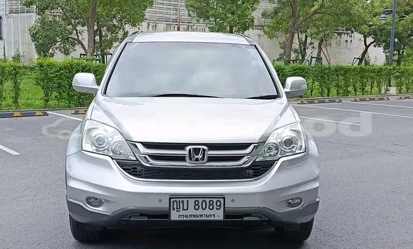 Buy Used Honda CR-V White Car in Chai Nat in Chai Nat Buy Used Honda CR-V White Car in Chai Nat in Chai Nat