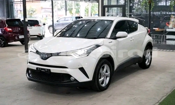 Buy Used Toyota C-HR White Car in Chonburi in Chonburi Buy Used Toyota C-HR White Car in Chonburi in Chonburi