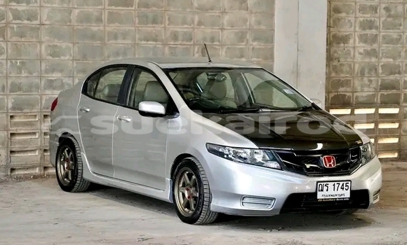 ซื้อ รถมือสอง Honda City อื่น ๆ รถยนต์ ใน %{เมือง} ใน ชัยนาท