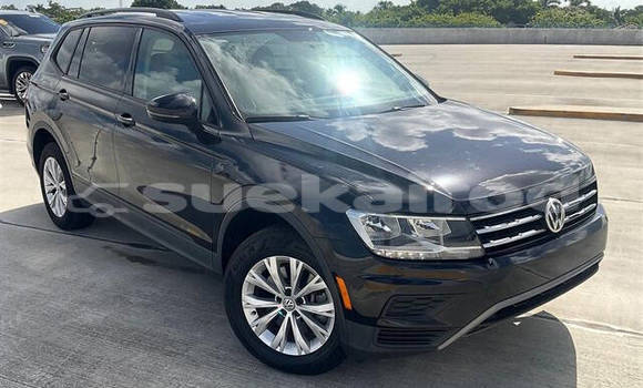 ซื้อ รถมือสอง Volkswagen Tiguan สีดำ รถยนต์ ใน %{เมือง} ใน กรุงเทพมหานคร