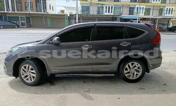 ซื้อ รถมือสอง Honda CR-V อื่น ๆ รถยนต์ ใน %{เมือง} ใน ชัยนาท