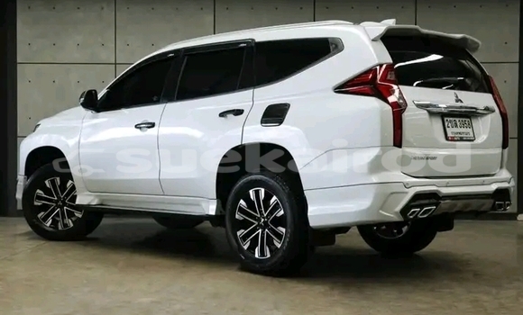 ซื้อ รถมือสอง Mitsubishi Pajero ขาว รถยนต์ ใน %{เมือง} ใน ชัยนาท ซื้อ รถมือสอง Mitsubishi Pajero ขาว รถยนต์ ใน %{เมือง} ใน ชัยนาท