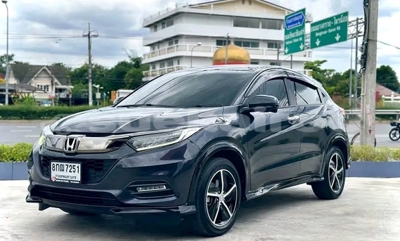 ซื้อ รถมือสอง Honda HR-V สีดำ รถยนต์ ใน %{เมือง} ใน ชลบุรี ซื้อ รถมือสอง Honda HR-V สีดำ รถยนต์ ใน %{เมือง} ใน ชลบุรี