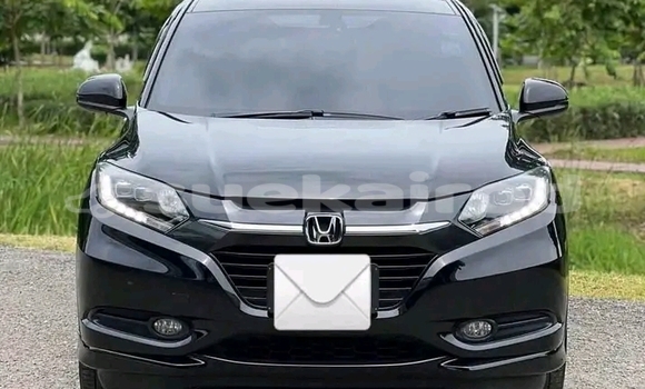 ซื้อ รถมือสอง Honda HR-V สีดำ รถยนต์ ใน %{เมือง} ใน ฉะเชิงเทรา ซื้อ รถมือสอง Honda HR-V สีดำ รถยนต์ ใน %{เมือง} ใน ฉะเชิงเทรา