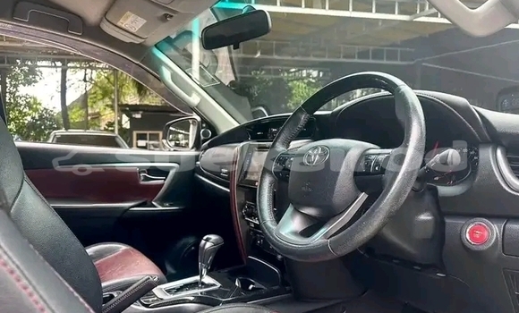 ซื้อ รถมือสอง Toyota Fortuner สีดำ รถยนต์ ใน %{เมือง} ใน ชัยนาท ซื้อ รถมือสอง Toyota Fortuner สีดำ รถยนต์ ใน %{เมือง} ใน ชัยนาท