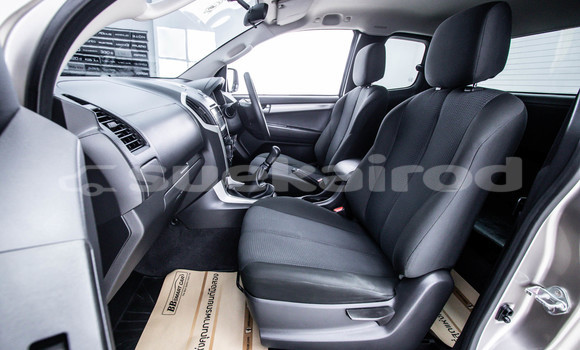 ซื้อ รถมือสอง Isuzu D-Max สีน้ำตาล รถยนต์ ใน %{เมือง} ใน กรุงเทพมหานคร ซื้อ รถมือสอง Isuzu D-Max สีน้ำตาล รถยนต์ ใน %{เมือง} ใน กรุงเทพมหานคร