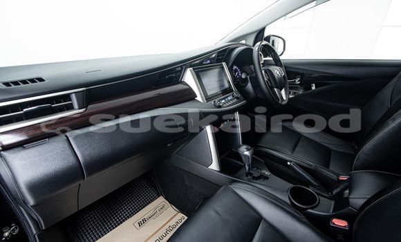 ซื้อ รถมือสอง Toyota Innova สีดำ รถยนต์ ใน %{เมือง} ใน กรุงเทพมหานคร ซื้อ รถมือสอง Toyota Innova สีดำ รถยนต์ ใน %{เมือง} ใน กรุงเทพมหานคร