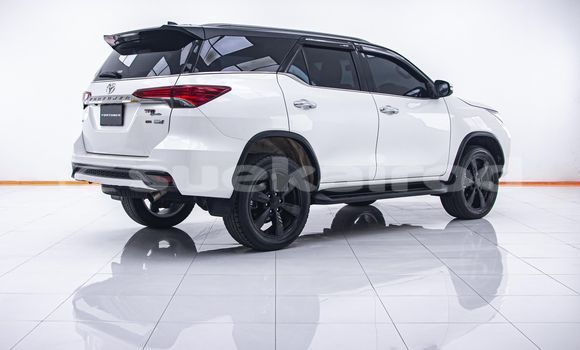 ซื้อ รถมือสอง Toyota Fortuner ขาว รถยนต์ ใน %{เมือง} ใน กรุงเทพมหานคร ซื้อ รถมือสอง Toyota Fortuner ขาว รถยนต์ ใน %{เมือง} ใน กรุงเทพมหานคร