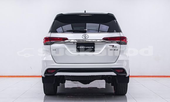 ซื้อ รถมือสอง Toyota Fortuner ขาว รถยนต์ ใน %{เมือง} ใน กรุงเทพมหานคร ซื้อ รถมือสอง Toyota Fortuner ขาว รถยนต์ ใน %{เมือง} ใน กรุงเทพมหานคร
