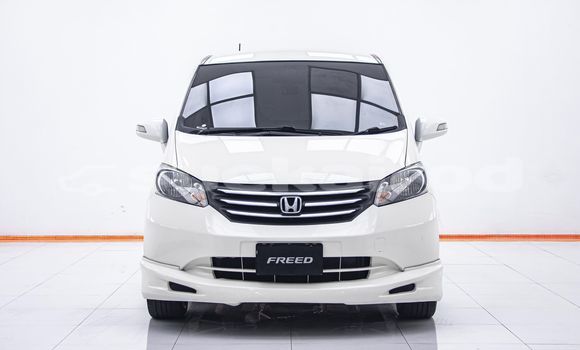 Buy Used Honda Freed White Car in Bangkok in Bangkok Buy Used Honda Freed White Car in Bangkok in Bangkok