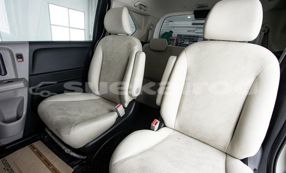 Buy Used Honda Freed White Car in Bangkok in Bangkok Buy Used Honda Freed White Car in Bangkok in Bangkok