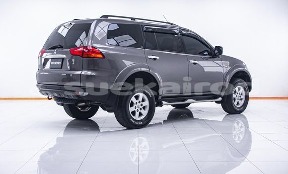 Buy Used Mitsubishi Pajero Brown Car in Bangkok in Bangkok Buy Used Mitsubishi Pajero Brown Car in Bangkok in Bangkok