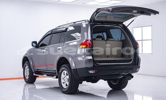 Buy Used Mitsubishi Pajero Brown Car in Bangkok in Bangkok Buy Used Mitsubishi Pajero Brown Car in Bangkok in Bangkok