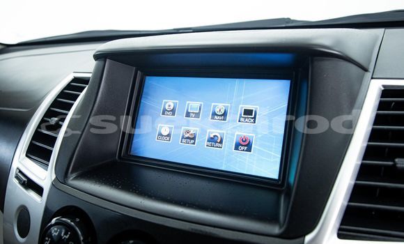 Buy Used Mitsubishi Pajero Brown Car in Bangkok in Bangkok Buy Used Mitsubishi Pajero Brown Car in Bangkok in Bangkok