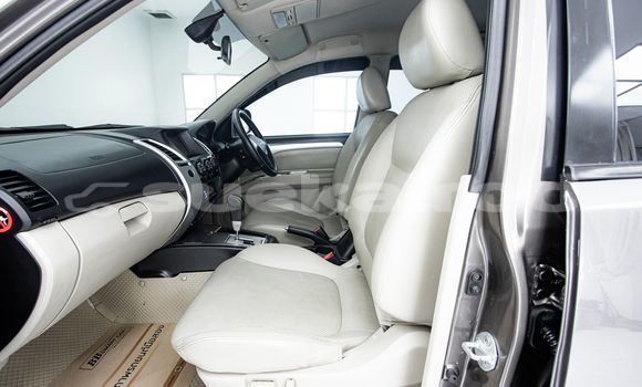 Buy Used Mitsubishi Pajero Brown Car in Bangkok in Bangkok Buy Used Mitsubishi Pajero Brown Car in Bangkok in Bangkok