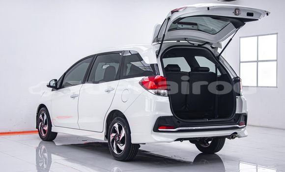 ซื้อ รถมือสอง Honda Mobilio ขาว รถยนต์ ใน %{เมือง} ใน กรุงเทพมหานคร ซื้อ รถมือสอง Honda Mobilio ขาว รถยนต์ ใน %{เมือง} ใน กรุงเทพมหานคร
