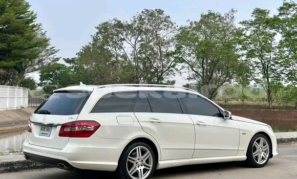 ซื้อ รถมือสอง Mercedes-Benz E-klasse ขาว รถยนต์ ใน %{เมือง} ใน ขอนแก่น ซื้อ รถมือสอง Mercedes-Benz E-klasse ขาว รถยนต์ ใน %{เมือง} ใน ขอนแก่น