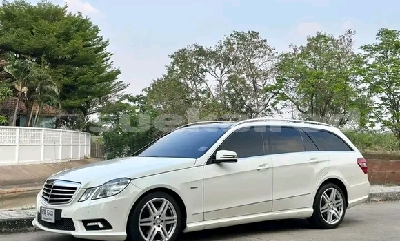 ซื้อ รถมือสอง Mercedes-Benz E-klasse ขาว รถยนต์ ใน %{เมือง} ใน ขอนแก่น ซื้อ รถมือสอง Mercedes-Benz E-klasse ขาว รถยนต์ ใน %{เมือง} ใน ขอนแก่น