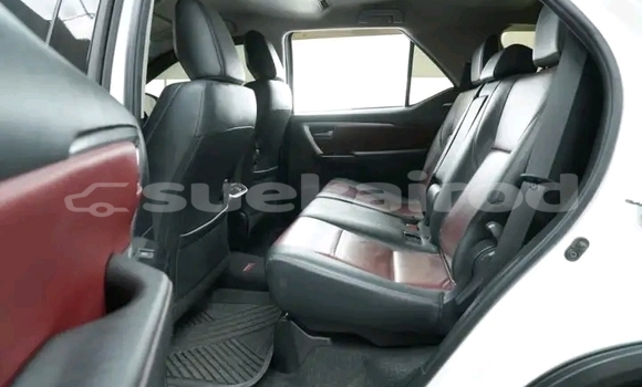 ซื้อ รถมือสอง Toyota Fortuner ขาว รถยนต์ ใน %{เมือง} ใน ชัยนาท ซื้อ รถมือสอง Toyota Fortuner ขาว รถยนต์ ใน %{เมือง} ใน ชัยนาท