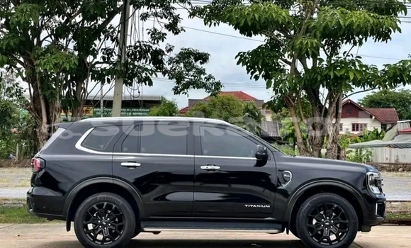 ซื้อ รถมือสอง Ford Everest สีดำ รถยนต์ ใน %{เมือง} ใน จันทบุรี ซื้อ รถมือสอง Ford Everest สีดำ รถยนต์ ใน %{เมือง} ใน จันทบุรี