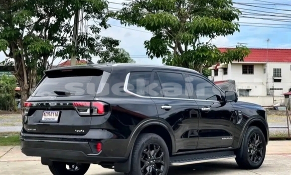 ซื้อ รถมือสอง Ford Everest สีดำ รถยนต์ ใน %{เมือง} ใน จันทบุรี ซื้อ รถมือสอง Ford Everest สีดำ รถยนต์ ใน %{เมือง} ใน จันทบุรี