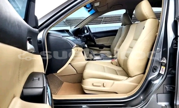 ซื้อ รถมือสอง Honda Accord สีดำ รถยนต์ ใน %{เมือง} ใน ชัยนาท