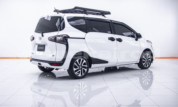 Buy Used Toyota Sienta White Car in Bangkok in Bangkok Buy Used Toyota Sienta White Car in Bangkok in Bangkok