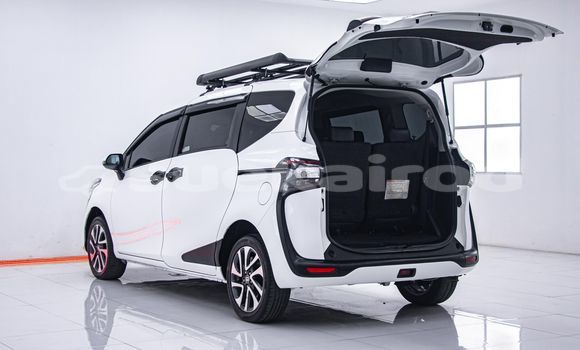 Buy Used Toyota Sienta White Car in Bangkok in Bangkok Buy Used Toyota Sienta White Car in Bangkok in Bangkok
