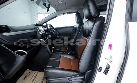 Buy Used Toyota Sienta White Car in Bangkok in Bangkok Buy Used Toyota Sienta White Car in Bangkok in Bangkok