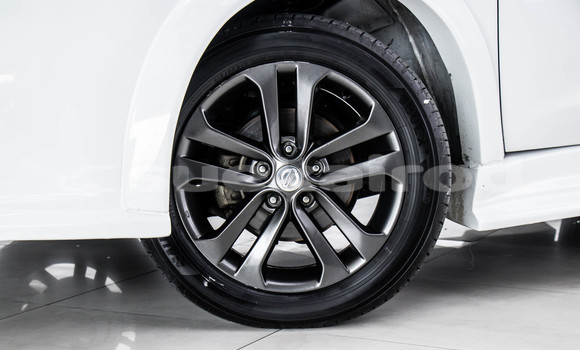 Buy Used Nissan Juke White Car in Bangkok in Bangkok Buy Used Nissan Juke White Car in Bangkok in Bangkok