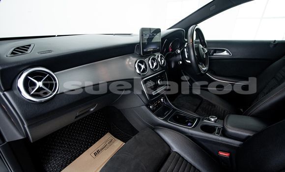 ซื้อ รถมือสอง Mercedes-Benz GLA-klasse สีดำ รถยนต์ ใน %{เมือง} ใน กรุงเทพมหานคร ซื้อ รถมือสอง Mercedes-Benz GLA-klasse สีดำ รถยนต์ ใน %{เมือง} ใน กรุงเทพมหานคร