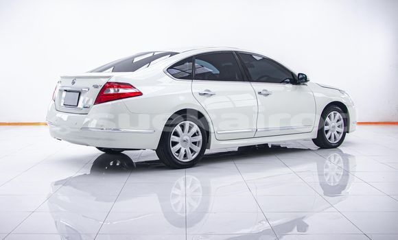 Buy Used Nissan Teana White Car in Bangkok in Bangkok Buy Used Nissan Teana White Car in Bangkok in Bangkok