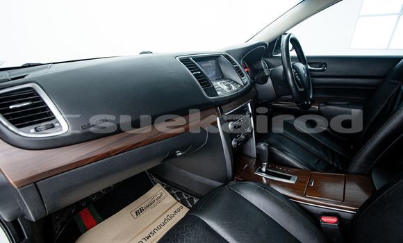 Buy Used Nissan Teana White Car in Bangkok in Bangkok Buy Used Nissan Teana White Car in Bangkok in Bangkok