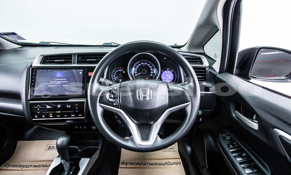 ซื้อ รถมือสอง Honda Jazz สีดำ รถยนต์ ใน %{เมือง} ใน กรุงเทพมหานคร ซื้อ รถมือสอง Honda Jazz สีดำ รถยนต์ ใน %{เมือง} ใน กรุงเทพมหานคร