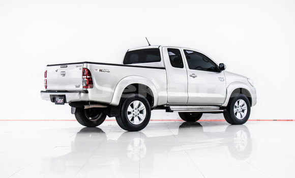 Buy Used Toyota Hiluxe VIGO Other Car in Bangkok in Bangkok Buy Used Toyota Hiluxe VIGO Other Car in Bangkok in Bangkok