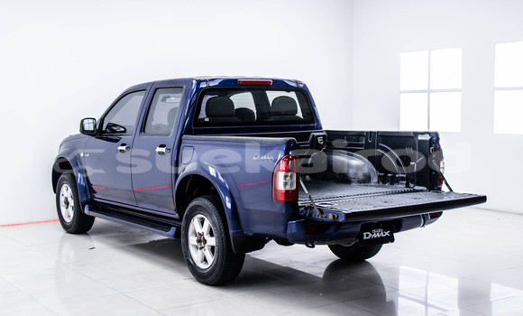 Buy Used Isuzu D-Max Blue Car in Bangkok in Bangkok Buy Used Isuzu D-Max Blue Car in Bangkok in Bangkok