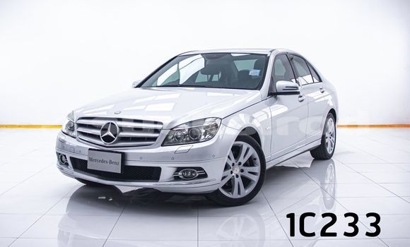 ซื้อ รถมือสอง Mercedes-Benz C-Classe อื่น ๆ รถยนต์ ใน %{เมือง} ใน กรุงเทพมหานคร