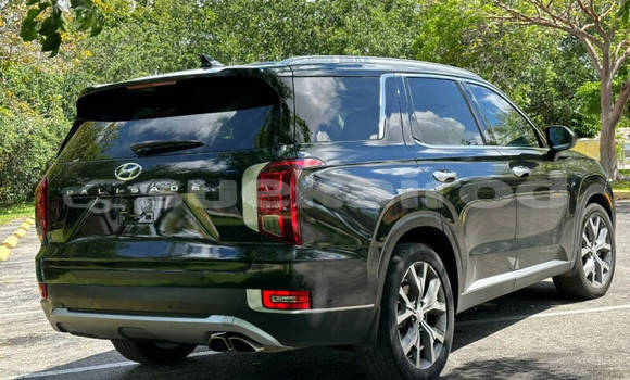 Buy Used Hyundai XG Black Car in Bangkok in Bangkok Buy Used Hyundai XG Black Car in Bangkok in Bangkok