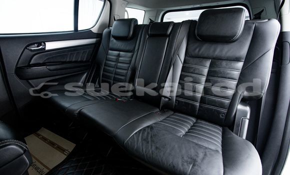 Buy Used Isuzu MU-X White Car in Bangkok in Bangkok Buy Used Isuzu MU-X White Car in Bangkok in Bangkok